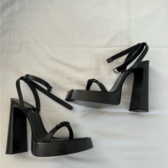 SAINT LAURENT
Platz leather platform - Picture 13 of 16